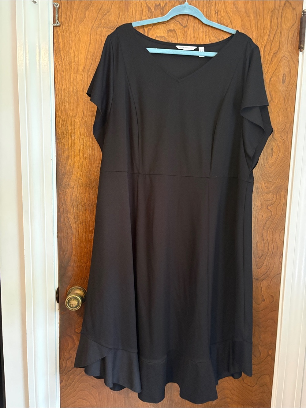 Isaac Mizrahi Black V-Neck Flutter Sleeve Tunic Dress